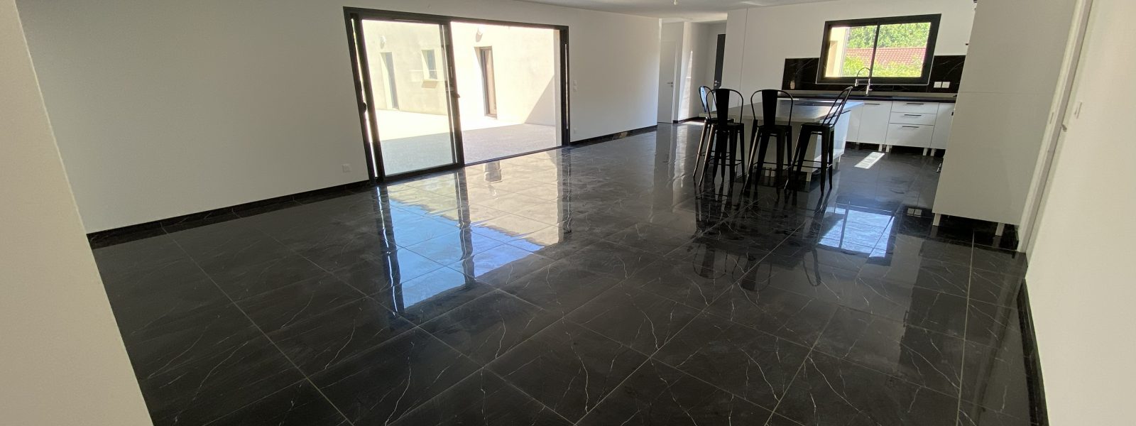 ROUTE DE PORT GALLAND - Maison avec studio 174m² - Visuel 3 - Impact immobilier 01